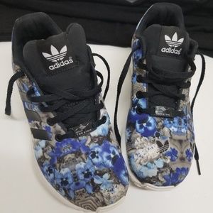 Women's size 7 adidas zx flux floral🤩🤩